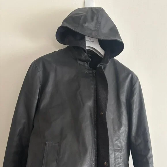 $600 M0851Hooded Waxed Cotton Zippered Black Jacket - Large - Picture 3 of 16